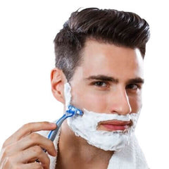 Rasierschaum und -gel