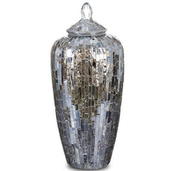 Schmuckkästchen und Keramikdosen