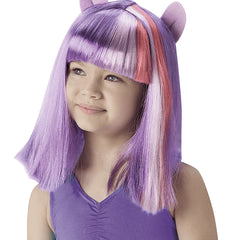 Perücken und Mützen