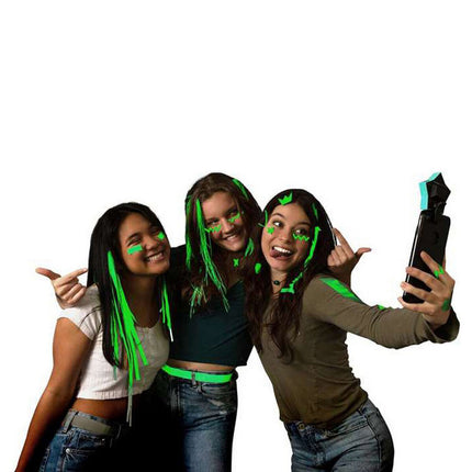 Spiel Let's Glow Studio Famosa